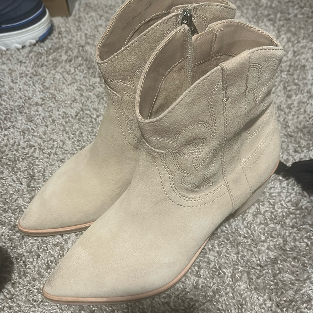 Dolce vita Booties